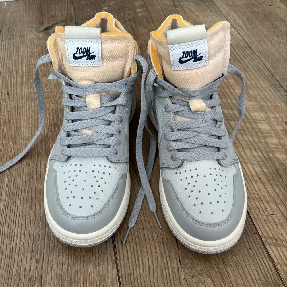 Nike Zoom Air Sneakers with Yellow and White Accents